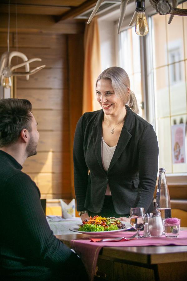Koenig Ludwig Design Hotel Neu Zimmer Mit Sauna Oder Whirlpool Oder Mehr Altotting Bagian luar foto