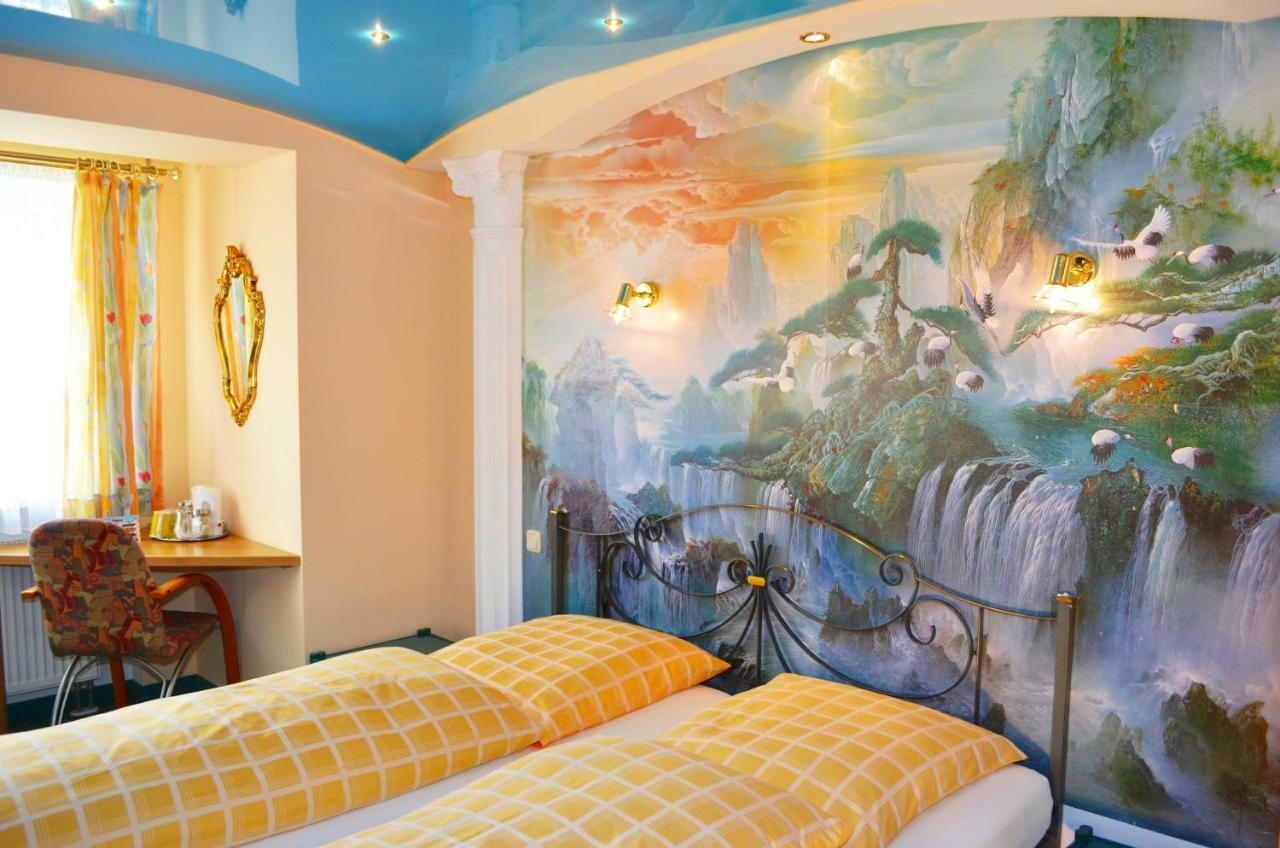 Koenig Ludwig Design Hotel Neu Zimmer Mit Sauna Oder Whirlpool Oder Mehr Altotting Bagian luar foto